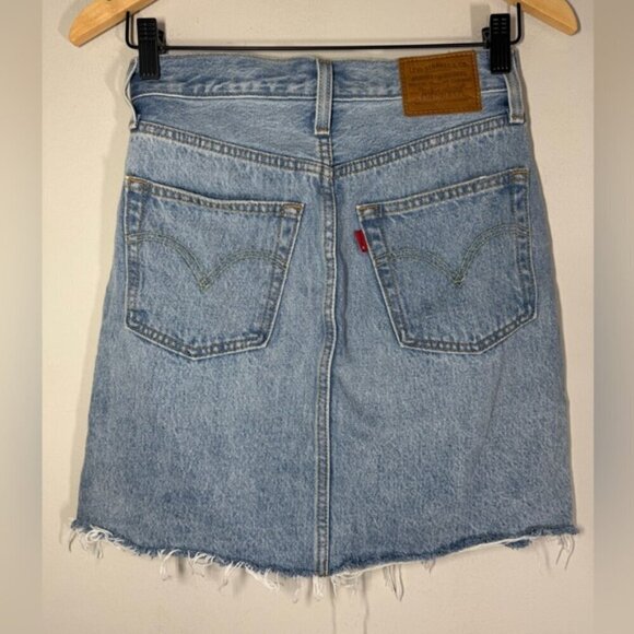 Levi's Deconstructured Denim Skirt size 24 - Picture 4 of 9